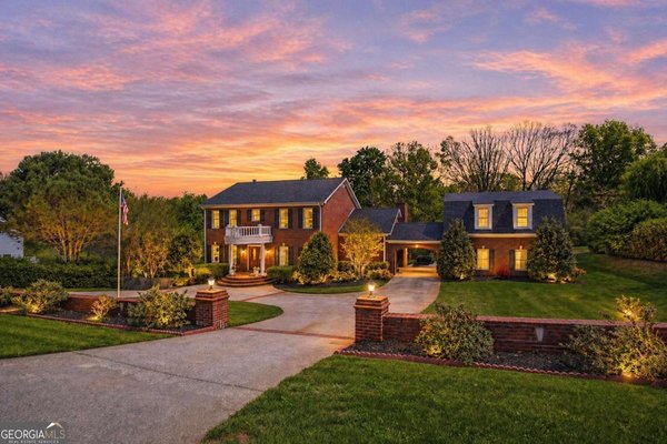 242 Cloudland Road, Dahlonega