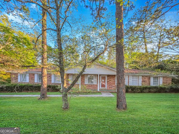 203 Debbie Drive Statesboro