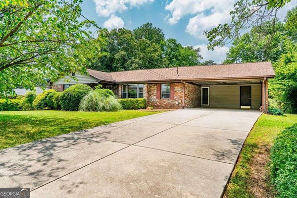 3854 Ridgewood Drive Smyrna