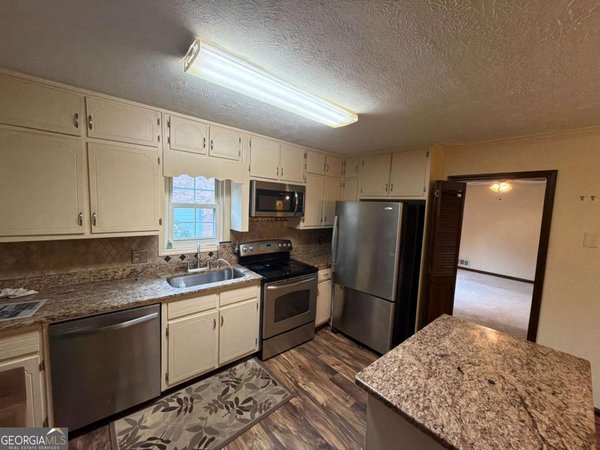 4445 Lake Forest Drive, Oakwood