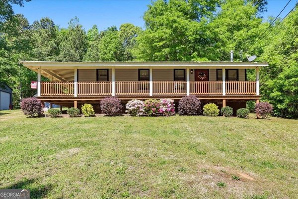 105 Lake Street, Jefferson