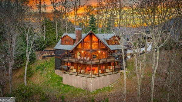 602 Overlook Drive, Blue Ridge