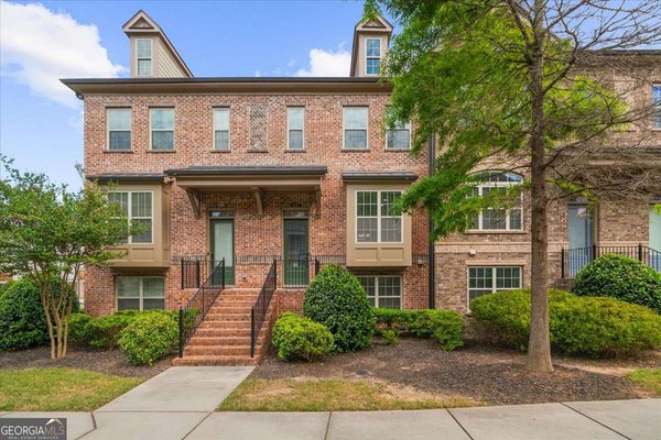 1097 Township Square, Alpharetta