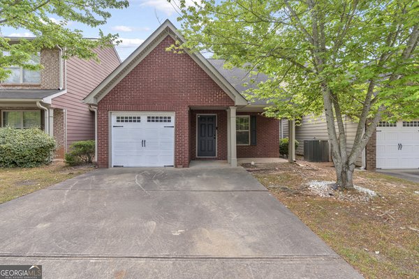 3042 Broadleaf Trail, Fairburn