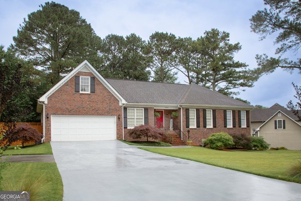 2884 Overwood Lane Snellville