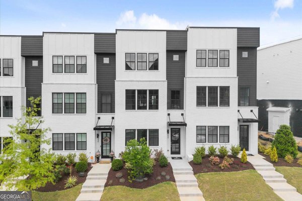 433 Mezzo Lane, Alpharetta