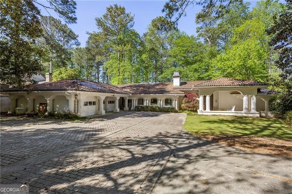 9355 Huntcliff Trace, Atlanta