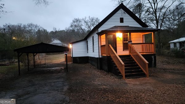 35 Sargent Tigner Street Newnan