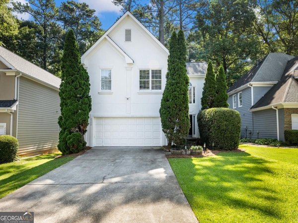2348 Logan Circle, Brookhaven