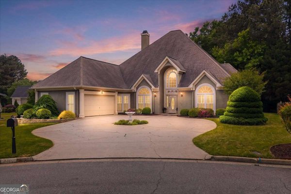 210 Masters View Court, Duluth