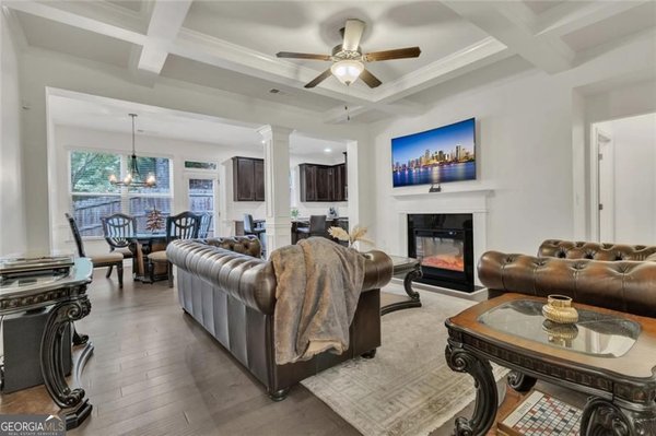 1563 BUTTERNUT Cove, Stone Mountain