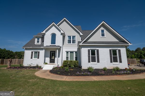 768 Appian Way, Statham