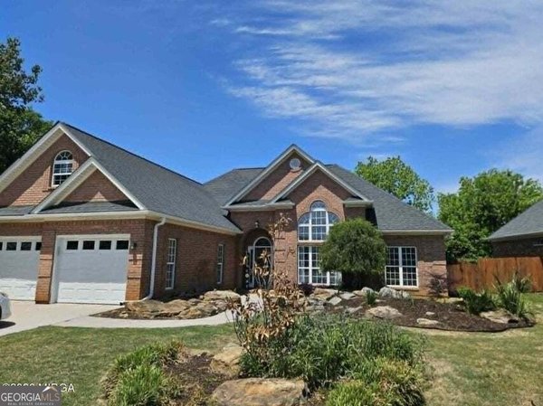 214 Tivoli Park Road Centerville