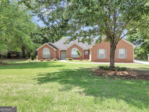 563 Heathmoor Drive McDonough