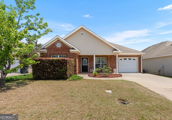 418 Covington Cove, Byron