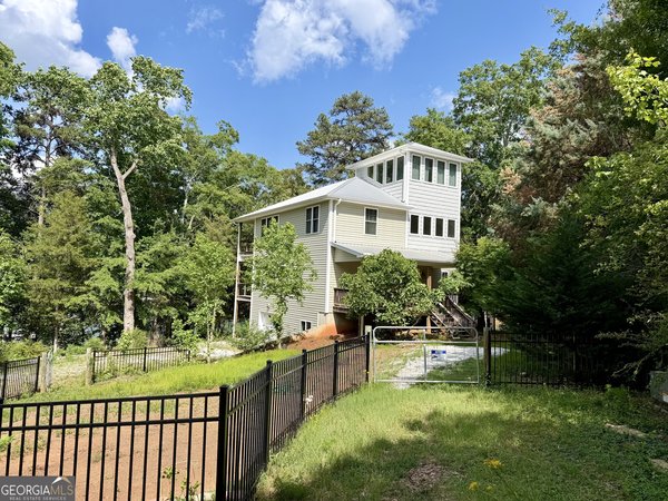 27 Classic Drive, Hartwell