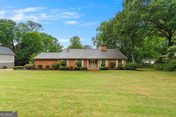 501 Pineview Terrace Lagrange