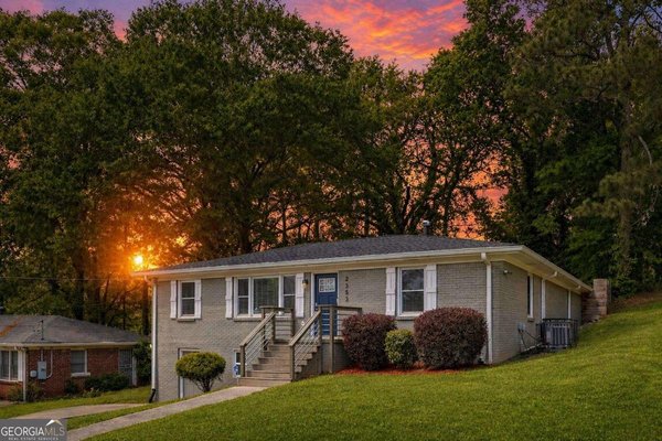 2353 Larchwood Road, Atlanta