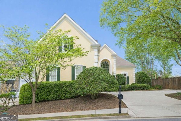 1058 Oakpointe Place, Dunwoody