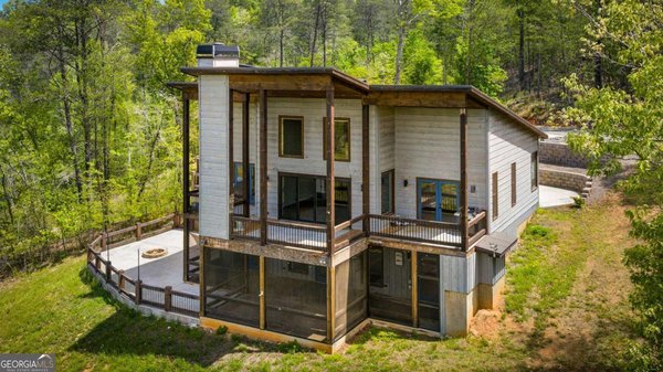 670 River Hill Road, Mineral Bluff