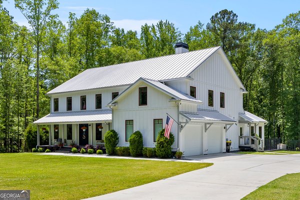 215 Diamond Pointe Fayetteville
