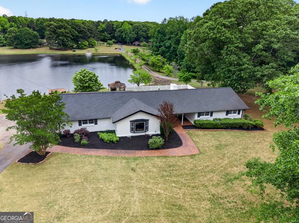 1078 Highway 92 Fayetteville
