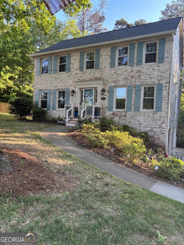 3276 Whitfield Drive Marietta