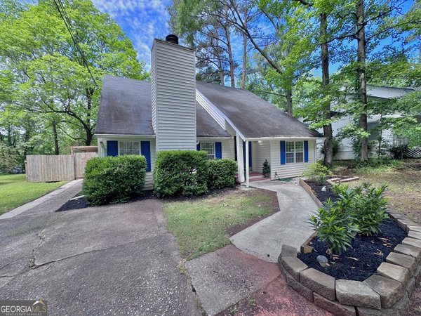 285 Edgewater Drive, Macon