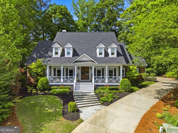 5055 Old Oak Trace, Roswell