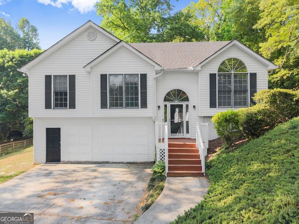 74 Blacks Mill Trace, Dawsonville
