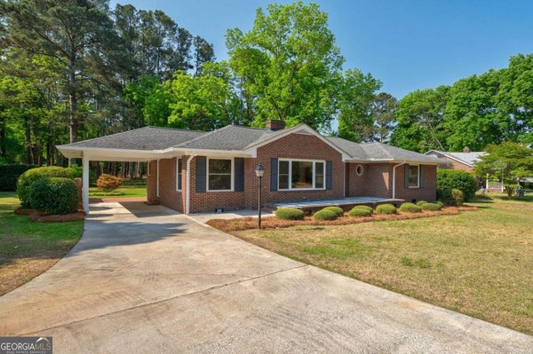 1310 Lincolnton, Washington
