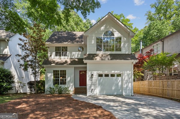 2433 Oostanaula Drive, Brookhaven