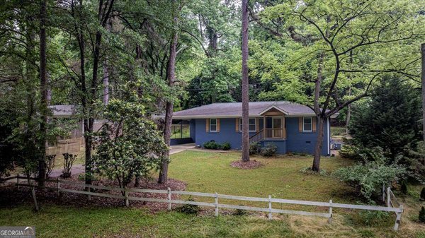 235 Riverside Drive, Athens