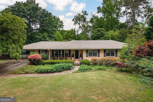 225 Greencrest Drive, Athens