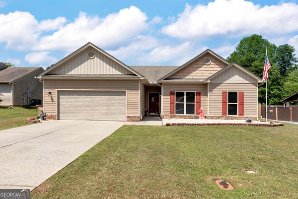 1424 Silvergate Way, Winder