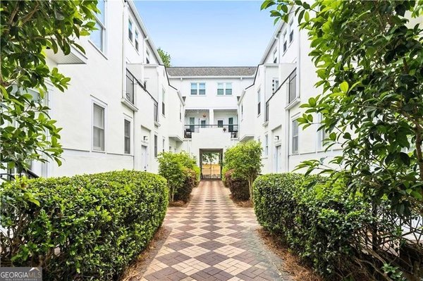 1170 Highland Avenue, Atlanta