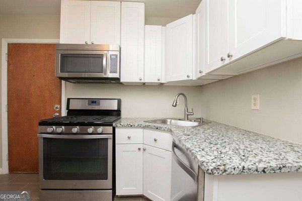 3660 Peachtree Road, Atlanta
