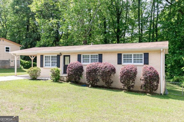 1898 Live Oak Drive Kennesaw