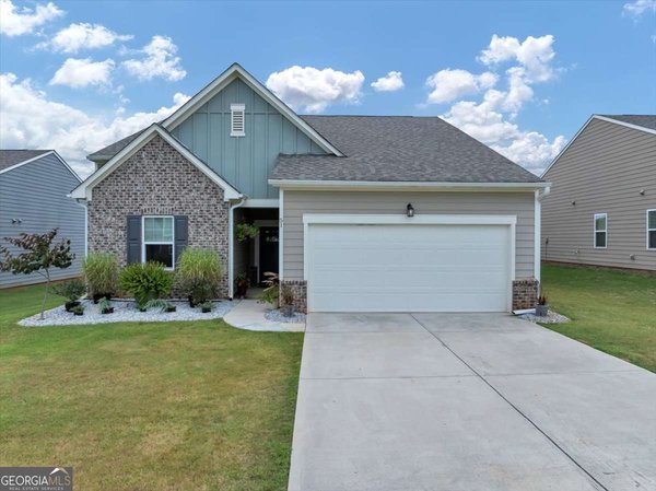 51 DORSEY Way, Monroe