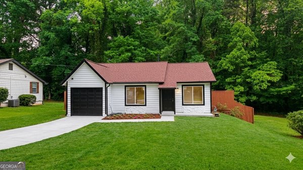 733 Inland Way, Lilburn