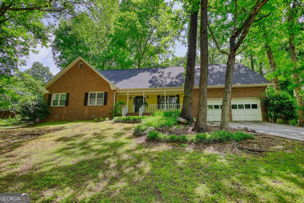 2678 Sherman Oaks Drive Snellville