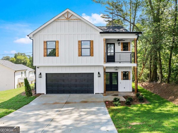 180 Llewellyn St Clarkesville