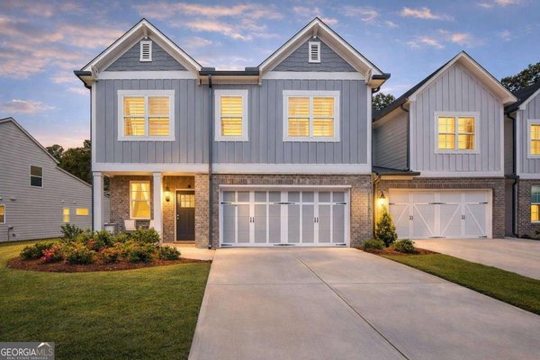 388 Lakeside Court Canton