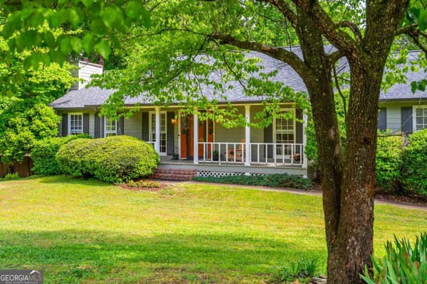 1301 Kensington Lane, Woodstock