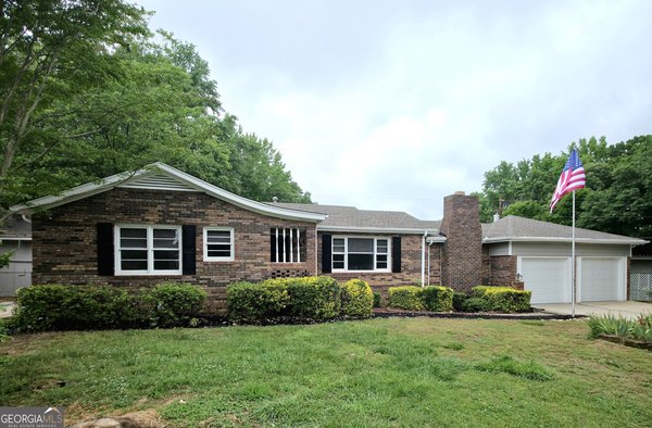 360 Pinkney Street, Winder