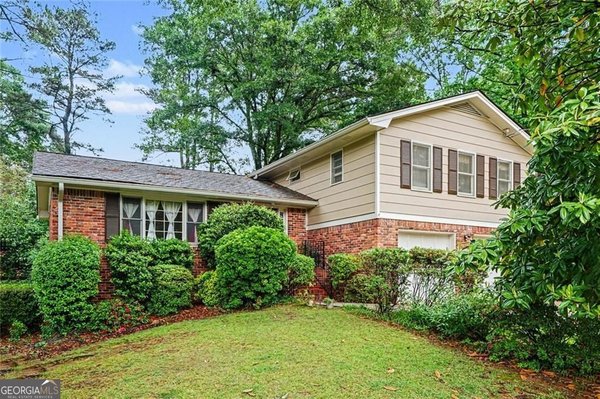 1252 Sheppard Drive, Lilburn
