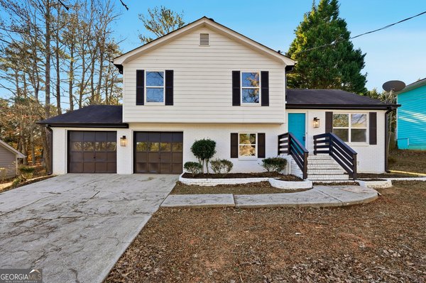 241 Summer Pond Trail, Lawrenceville