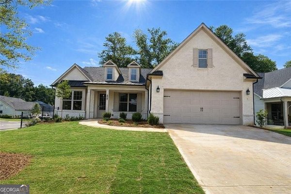 725 Brooke View Drive, Canton