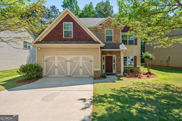 103 Cliffhaven Circle Newnan