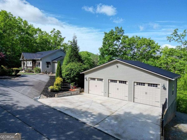 2406 Big Cove Drive Hiawassee